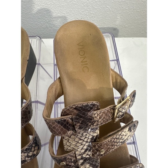 Vionic Snake Print Wedge Sandals Adjustable Buckle Straps Comfortable Size 9 - Picture 5 of 7